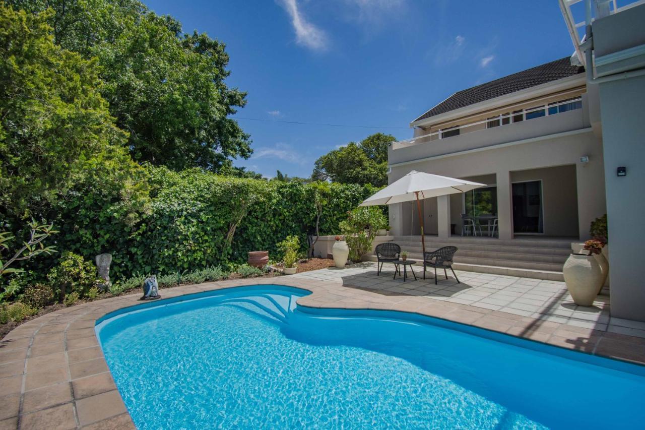 Garden- Pool Flat With Solar Electricity ซัมเมอร์เซ็ต เวสต์ ภายนอก รูปภาพ